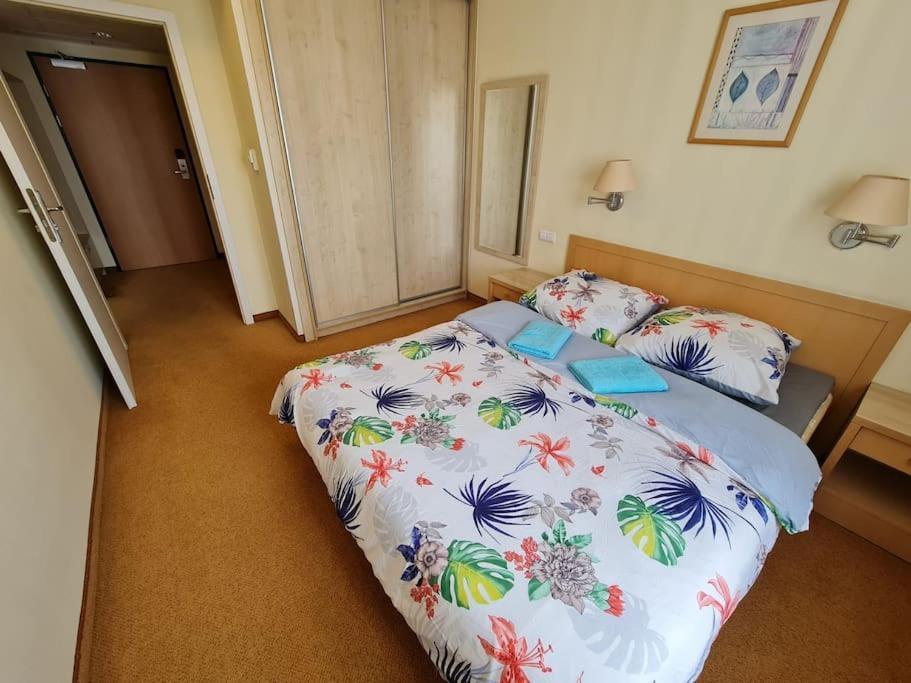 10Q - Z6 Apartament 704 Apartment Варшава Екстериор снимка
